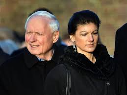 Flirtet sahra wagenknecht in ihrem neuen buch mit rechtspopulisten? Sahra Wagenknecht Uber Linke Grossstadter Auf Menschen Die Anders Leben Wird Herabgesehen