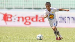 Nguyễn hai long là ngôi sao trẻ nhận được nhiều ca ngợi ở v.league 2020. Nguyá»…n Quang Háº£i Thong Tin Tiá»ƒu Sá»­ Tuá»•i ThÆ¡ Phong Cach Thi Ä'áº¥u Va Ä'á»i TÆ°