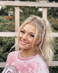 Tessa Allen's Instagram, Twitter & Facebook