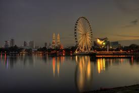 Kuala lumpur sememangnya terkenal dengan kesibukan kota dan tidak kurang juga merupakan tempat lepak popular dalam kalangan remaja masa kini. 45 Tempat Wisata Terbaik Di Kuala Lumpur 2021 Wisata Muda