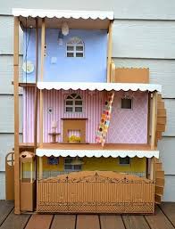 Hai sob kali ini saya akan upload video tentang cara membuat rumah barbie dari kardus ,kalian tinggal ikuti langkah tutorialnya. Cara Membuat Kerajinan Tangan Dari Kardus Yang Menghasilkan Uang Barbie House Cardboard Crafts Diy Cardboard