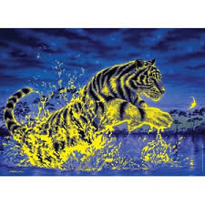 This masterpieces 60pc glow in the dark of rainbow world puzzle includes colorful puzzle pieces that glow in the dark. Glow In The Dark Puzzle Tigers 1000 Pieces