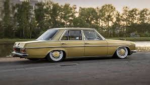 Mercedes Benz Lowrider Fast Loud Amp Cruisers Pinterest Benz Mercedes 200 Mercedes Benz