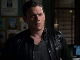 Because, face it, no real woman prosecutor would wear the shoes that the ada does on svu. Law Order Special Victims Unit Unstable Tv Episode 2009 Imdb