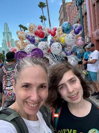 Will shorts and leggings be warm enough in November?