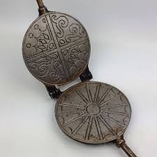 Vintage Vitantonio Mfg Co Willoughby Ohio No 5 Cast Aluminum Pizzelle Iron Usa Pizzelle Iron Pizzelle Willoughby Ohio