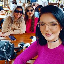 O sentimento de ansiedade está me dominando cada dia mais. 🙈 A cada dia  que passa, é um dia mais perto de estreiar o Giro de Notícias!📺📰📽 E o  meu coração está