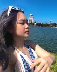 solo travel photos damn unslAy 🤺