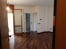 Appartamento in affitto a casina, da 500 euro di privati e agenzie immobiliari. Case Orologio Regina Pacis Reggio Emilia In Vendita E In Affitto Reggio Emilia Cerca Casa Orologio Regina Pacis Risorseimmobiliari It
