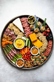 We give you the steps, a plan and loads of ideas so you can create your own beautiful grazing board. How To Make A Grazing Platter Healthy Nibbles