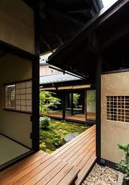 Japanese homes japanese design has always been known for its simplicity, clean lines, minimalism and impeccable organization. 10 Cool Japanese House Design Traditional That Simple And Calmnes Homedecorideas Homede Japanese Style House Traditional Japanese House Japanese Home Design