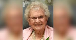 Obituary for Nesta Edwina Watts (Kitcher) Hunter