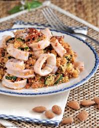 La pasta è sempre la pasta!il mio alimento preferito anche ingredienti. Cous Cous Con Calamari Zucchine E Pomodori Secchi Stagioni Nel Piatto
