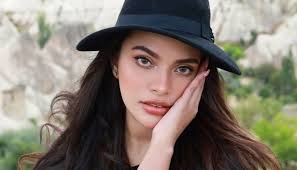 Diselingkuhi, Sarah Ahmad Minta Jangan Mau Jadi Selir