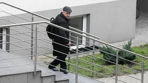 We showed how after sosai oyama's death his students started to fight against each other for the dan grades, money, and power. Sprawa Mariana Banasia Dziennikarze Onetu Ujawniaja Niewygodne Fakty