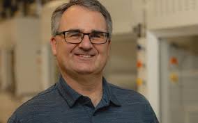 Meet our Faculty & Staff