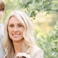 Sara Legault's Instagram, Twitter & Facebook