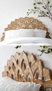 Das bett ist in mehreren breiten und farben erhältlich, weshalb es den individuellen bedürfnissen angepasst werden kann. 26 Diy Kopfteil Furs Bett Ideen Bett Kopfteil Bett Kopfteil