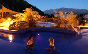 tahr bar cafe kiwihospo tahrbarandcafe kiwibars kiwicafes lake tekapo new zealand south island snow tubing