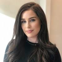 Marisa Mullen's Instagram, Twitter & Facebook