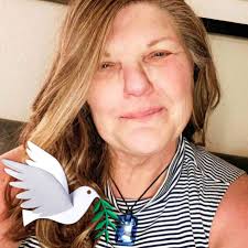 How to lower high nitrate levels in a freshwater aquarium?