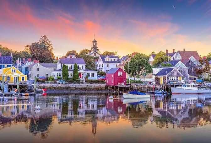 Moving to New Hampshire in 2026: Why More Families, Professionals and Retirees Are Choosing the Granite State
