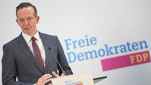 · aktuelle meldungen · termine und veranstaltungen · unser programm für darmstadt · fdp darmstadt in den sozialen medien. Volker Wissing Das Ist Das Neue Gesicht Der Fdp Neben Christian Lindner Stern De