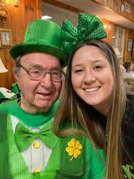 🍀 Enjoying St. Patrick's Day festivities with great friends, green  beverages, entertainment and dancing🍀 🍀🇨🇮 Happy St. Patrick's Day 🇨🇮🍀