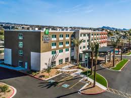 Hours may change under current circumstances Holiday Inn Express Suites Lake Havasu London Bridge Hotel In Lake Havasu By Ihg