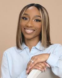 Kayla Crump's Instagram, Twitter & Facebook