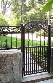 31 Creative Fence Gate Ideas For Your Home A Nest With A Yard Iron Garden Gates Wrought Iron Garden Gates Iron Gate Design