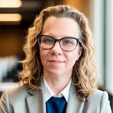 Laura Normansell's Instagram, Twitter & Facebook