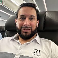 Christopher Couvillion's Instagram, Twitter & Facebook