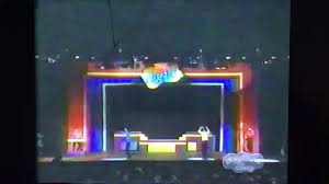 Wiggles di dicki do dum 1995. The Wiggles Can You Point Your Fingers And Do The Twist Live 1997 1998 Video Dailymotion