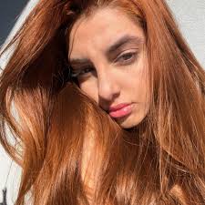 Angelina Petri's Instagram, Twitter & Facebook