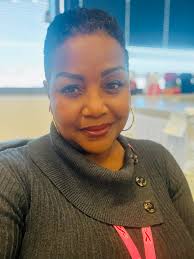 Should I introduce myself to new neighbors?