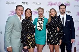 Ingrid Goes West looks at social media's dark side - China -  Chinadaily.com.cn