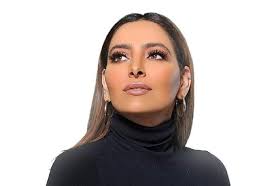 الفنانة والمخرج الكويتية فاطمة الصفي ايه سويت تجميل وبوسي بعد. ÙØ§Ø·Ù…Ø© Ø§Ù„ØµÙÙŠ ÙƒÙ†Ø¬ ÙƒÙˆÙ†Ø¬