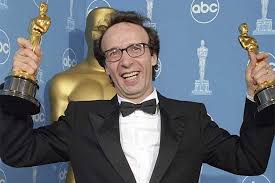 Roberto benigni's childhood and early life. Flashback To Little Fart Roberto Benigni S Oscar Win