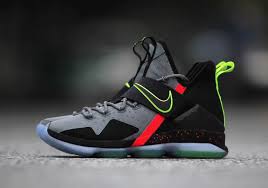 Everything about the footwear of the nba star and recommended online sports stores where they are available. Lebron James Sneakers The Good The Bad And The Ugly