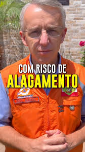 Acidente no Morro das Antenas Acidente envolvendo moto no acesso  alternativo entre Bombinhas X Porto Belo por volta das 16h40. Bombeiros  estão socorrendo a vítima com ajuda do helicóptero. Notícia a ser