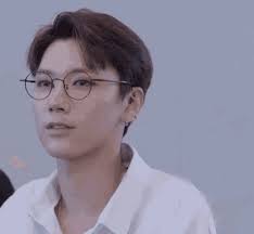 He is one of the members of nct, a south korean boy band formed by s.m. Ten Chittaphon Leechaiyapornkul Gif Ten Chittaphon Leechaiyapornkul Nct Discover Share Gifs