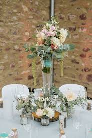 Tischdeko Hochzeit Hoher Vase Mit Turkis Jagdschloss Platte Wiesbaden Foto Goldmann Und Goldfrau Hochzeitsdekoration Hochzeitsblumen Tischdekoration Hochzeit