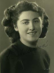 Frieda Vogel's Instagram, Twitter & Facebook