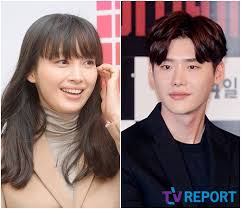 Won bin seems like someone who doesn't care what anyone thinks or even conventional ideas of looks and dressing, so that's fine and dandy for him. Lee Jong Suk Lee Na Young Offered Lead Roles In New Tvn Romance Drama