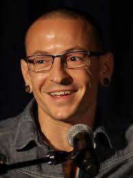 Morning family, I asking for your help please, anyone from Eldomain  Highschool, that has a pre loved school blazer for a boy starting high  school pls ,size 14 -15 ,even it's bigger