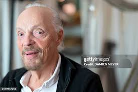 572 Alan Meyer Stock Photos, High-Res Pictures, and Images