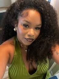 Loveeee this dress 🥝