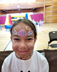 Primitive pumpkin painting techniques with Michaels