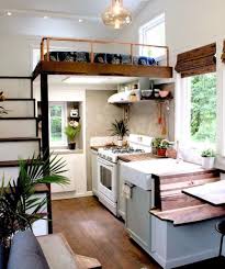 Dekorasi rumah berfokus pada hiasan atau perabotan yang ada dalam ruangan tersebut serta memperhatikan titik jangan sampai terlalu kecil ataupun terlalu besar. 6 Dekorasi Rumah Estetik Yang Sederhana Sangat Mudah Di Aplikasikan Blog Qhomemart
